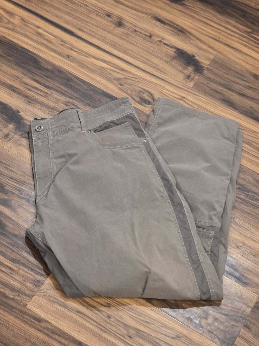 Kuhl Radikl Pants Mens Size 42x32 Khaki Brown Hybrid Exoskeleton Hiking Cargo